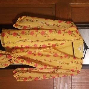 Long sleeve foral blouse